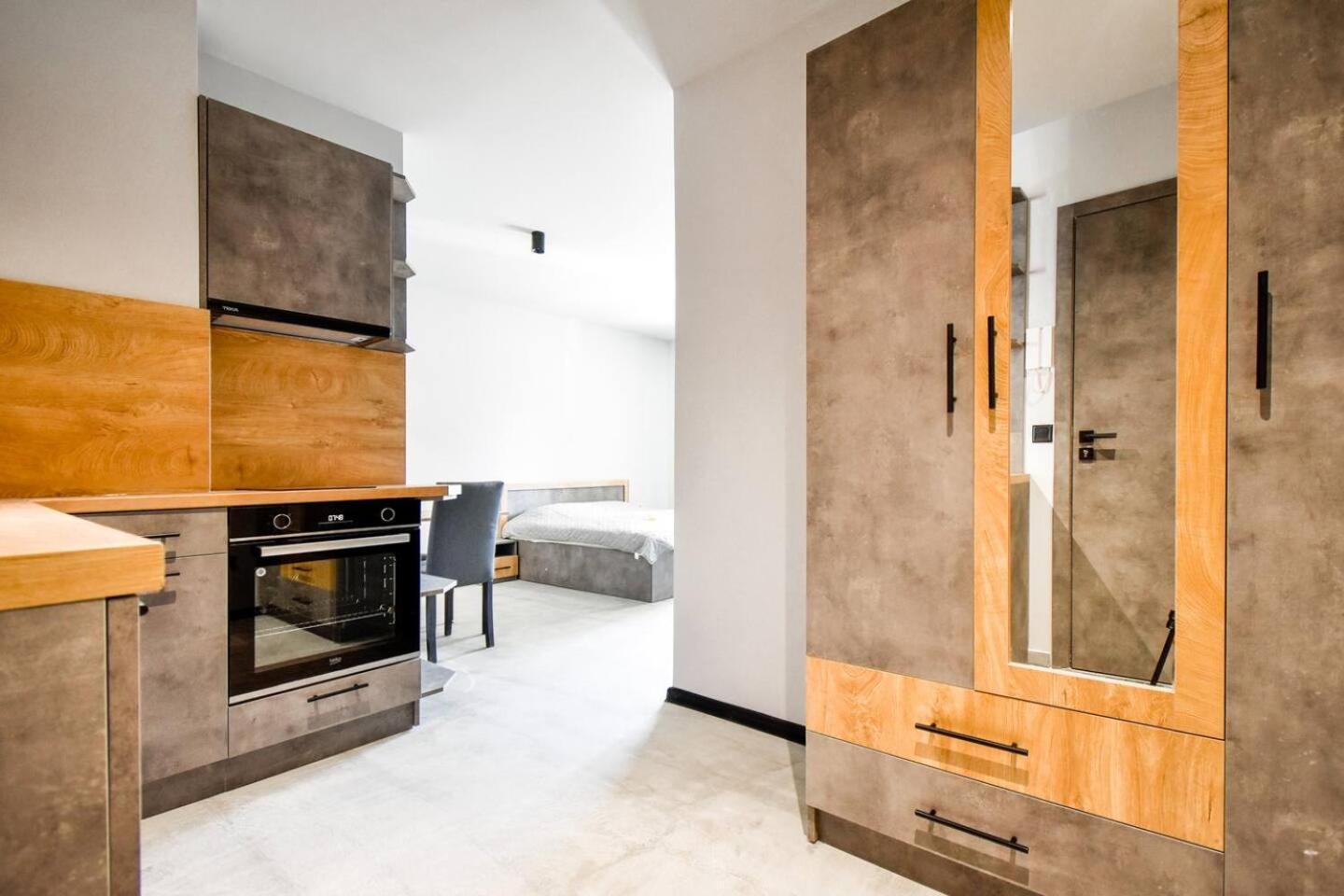 6 Studios 6 Bathrooms 2 Levels Kitchens Sofia Buitenkant foto