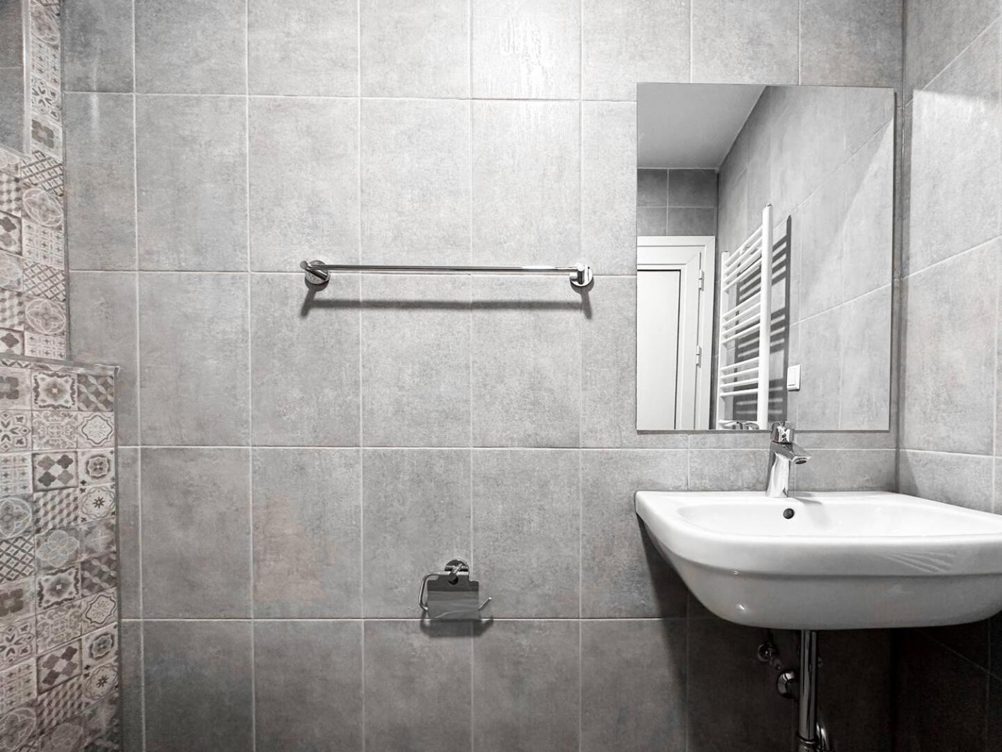 6 Studios 6 Bathrooms 2 Levels Kitchens Sofia Buitenkant foto