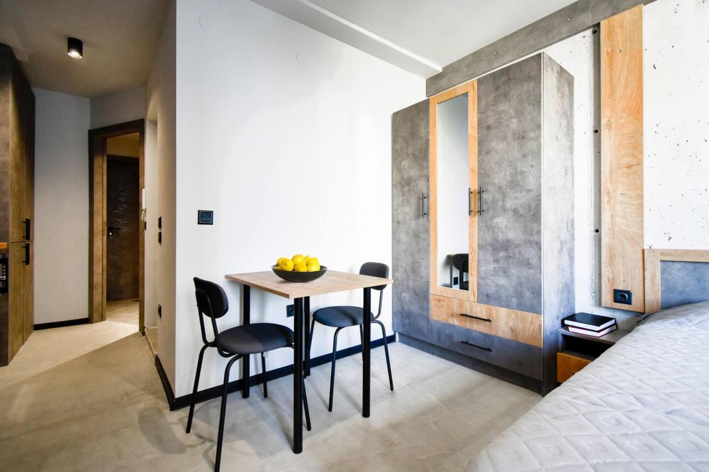 6 Studios 6 Bathrooms 2 Levels Kitchens Sofia Buitenkant foto